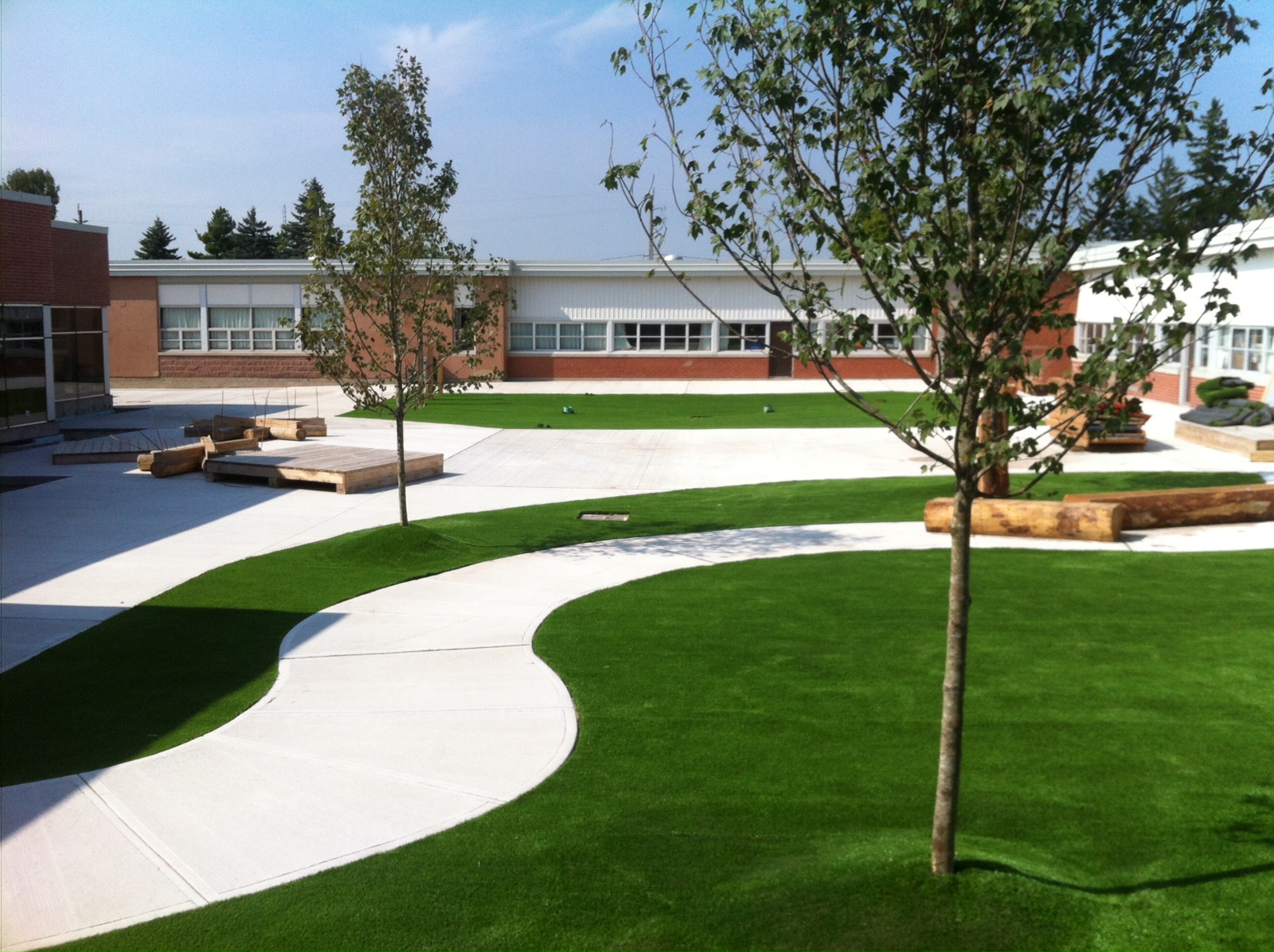 4.Breslau-Public-School